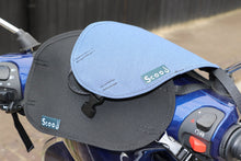 Afbeelding in Gallery-weergave laden, Scood | Beschermhoes voor je kilometerteller | set van 2